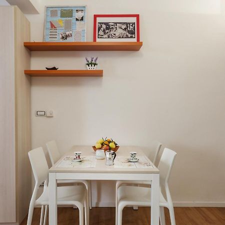 San Felice Colourful Studio Apartment Болоня Екстериор снимка